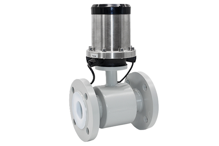 Battery Powered Electromagnetic Flow Meter